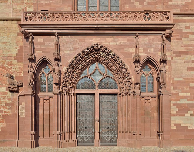 Главный портал кафедрального собора Базеля