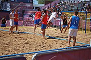 Deutsch: Beachhandball bei den Olympischen Jugendspielen 2018 in Buenos Aires; Tag 7, 13. Oktober 2018; Jungen, Halbfinale – Spanien-Kroatien 2:1 English: Beach handball at the 2018 Summer Youth Olympics in Buenos Aires at 13 October 2018 – Boys Semifinal – Spain-Croatia 2:1 Español: Handball de playa en los Juegos Olimpicos de la Juventud Buenos Aires 2018 en 13 de octubre de 2018 – Semifinales de chicos - España-Croacia 2:1