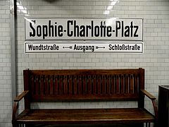 U-Bahnhof Sophie-Charlotte-Platz