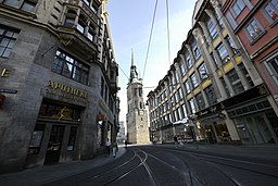 Blick zum Roten Turm, durch Kleinschmieden, Große Ulrichstraße - panoramio