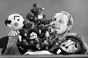 Kukla, Tillstrom and Ollie celebrate Christmas on Burr Tillstrom's Kukla and Ollie, 1961. Burr Tillstroms Kukla and Ollie 1961.JPG