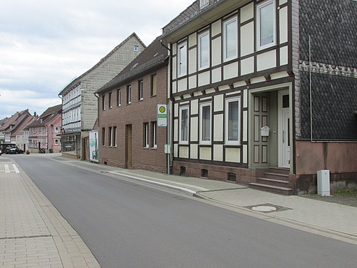 Bushaltestelle Obere Torstraße, 2, Markoldendorf, Dassel, Landkreis Northeim