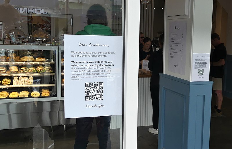 File:Cafe Covid-19 'Alert Level 2' notices.jpg