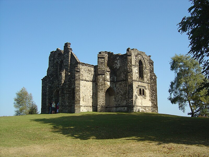 File:Chapelle Mont Gargan.JPG