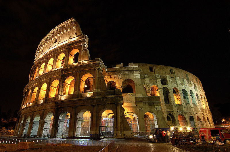 File:Colosseum at night.jpg