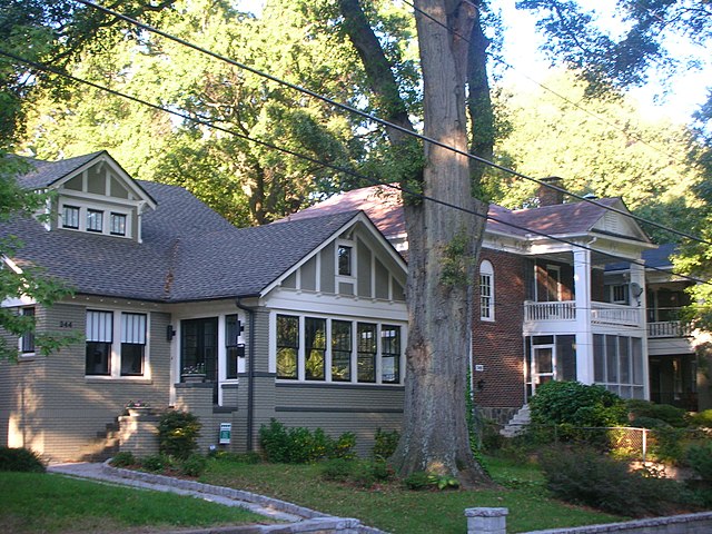 Bungalows in the Midtown Historic District