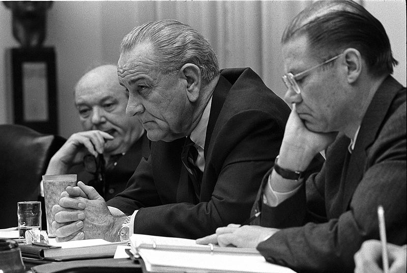 File:Dean Rusk, Lyndon B. Johnson and Robert McNamara in Cabinet Room meeting February 1968.jpg