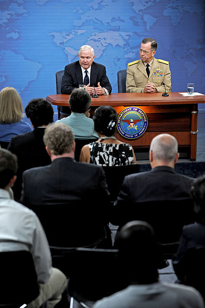 File:Defense.gov News Photo 100624-D-9880W-125 - Secretary of Defense Robert M. Gates and Chairman of the Joint Chiefs of Staff Adm. Mike Mullen hold a joint Pentagon press conference to discuss.jpg