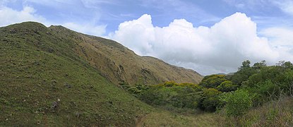 DirkvdM santa fe crater rim.jpg