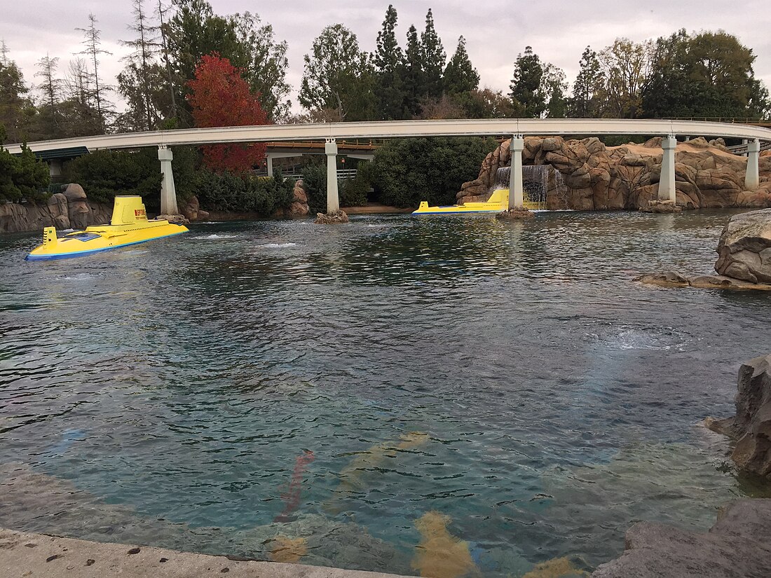 Finding Nemo Submarine Voyage