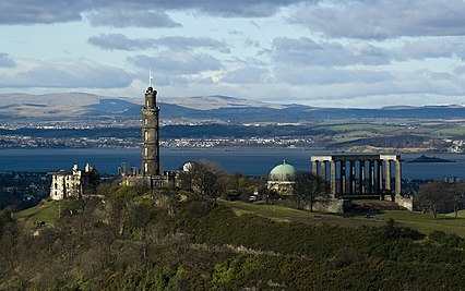 Image of monuments on a hill in central Edinburgh