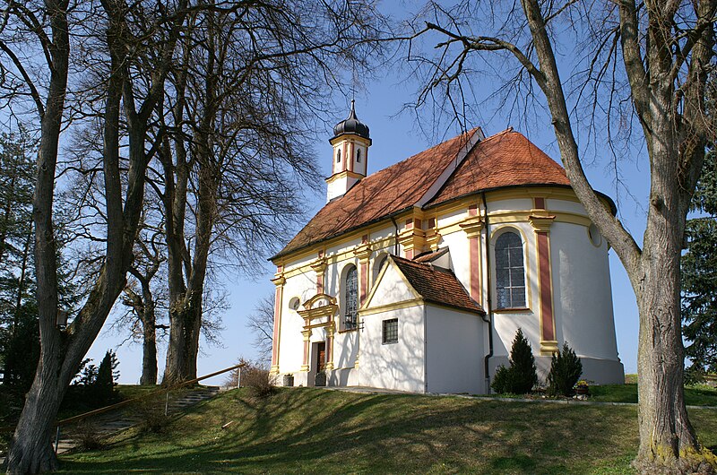 File:Eppishausen - Haselbach - Kapelle nördl OR v SO.JPG