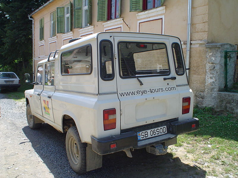 File:Eye Tours Jeep (1163721522).jpg