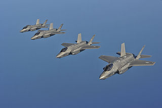 <span class="mw-page-title-main">Multirole combat aircraft</span> Military aircraft intended to perform multiple roles in combat