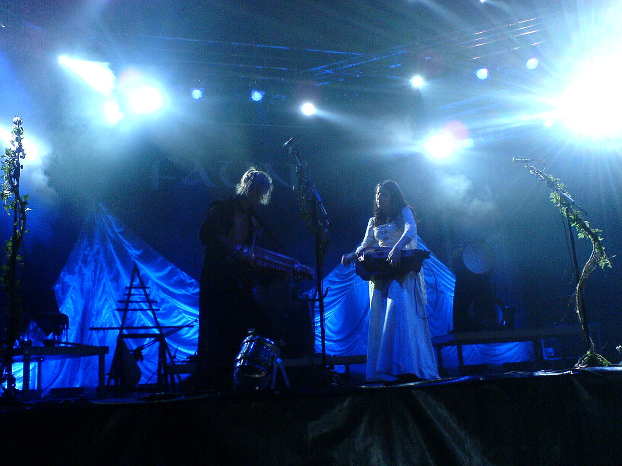 FAUN live 03.jpg