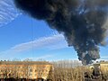 Dipòsit de petroli ucraïnès incendiat per un míssil rus.