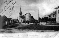 Fitilieu, quartier de l'église en 1906, p 83 de L'Isère les 533 communes - Vialatte, phot de Oyonnax, Ain.jpg