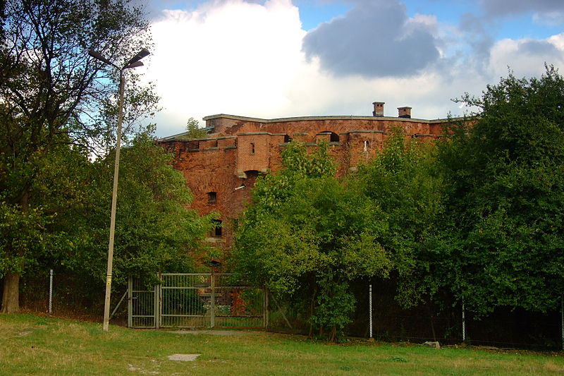 File:Fort nr 31 „św. Benedykt” 01.JPG