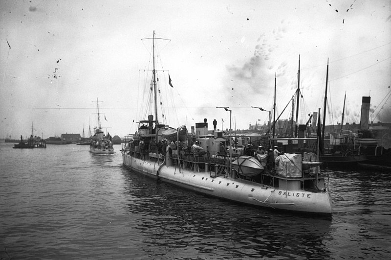 File:French destroyer Baliste in Cherbourg on 31 July 1909.jpg