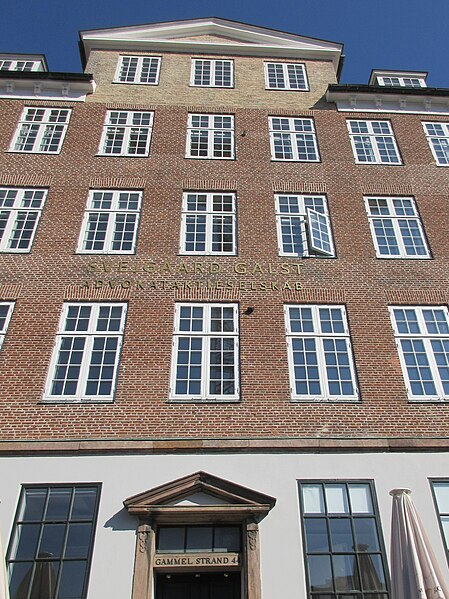 File:Gammel Strand 44 (Copenhagen).jpg