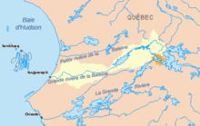 La Grande rivière de la Baleine passant par le lac Bienville.