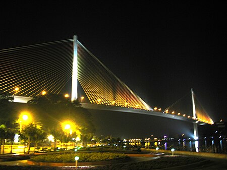 Tập_tin:Ha_Long_Bridge_night_scene.jpg