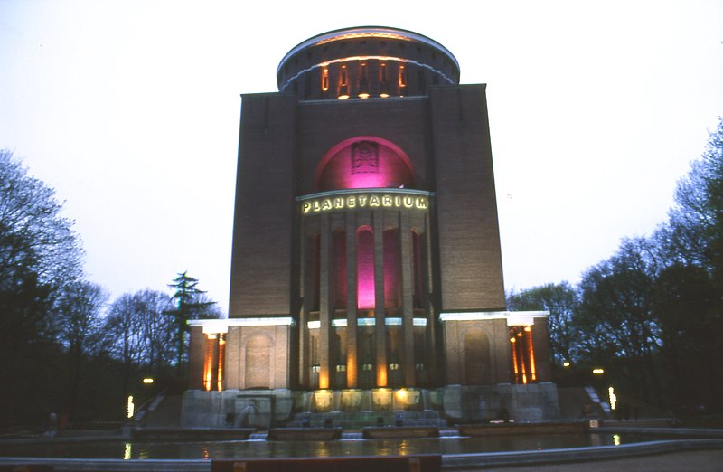 File:Hamburg Planetarium Illuminated.jpg