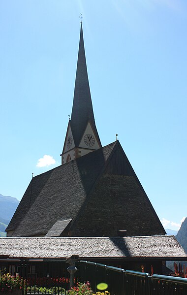 File:Heiligenblut - Pfarrkirche1.jpg