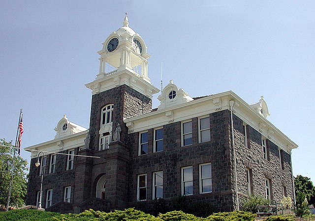 Morrow County Courthouse in Heppner