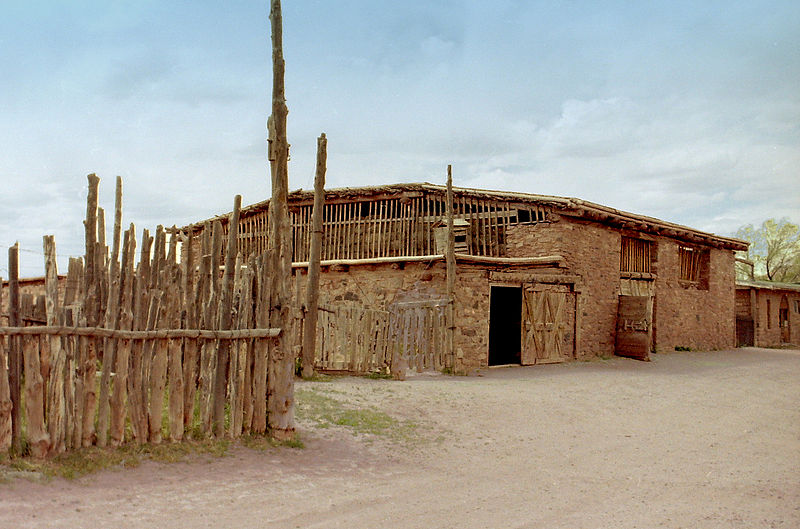 File:Hubbell Trading Post 01.jpg