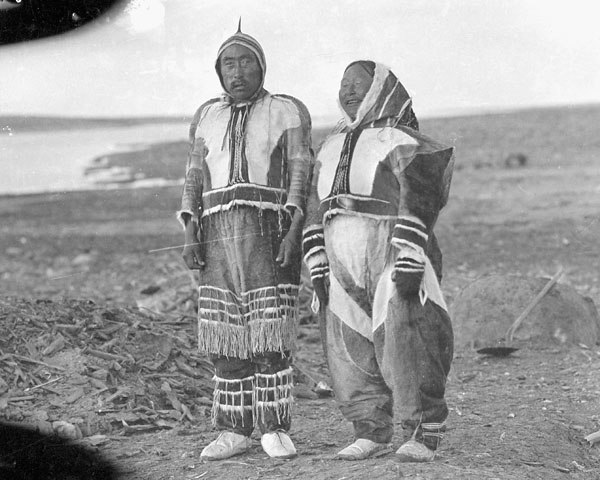 Ikpukhuak and his angatkuq (shaman) wife, Higalik (Ice House)
