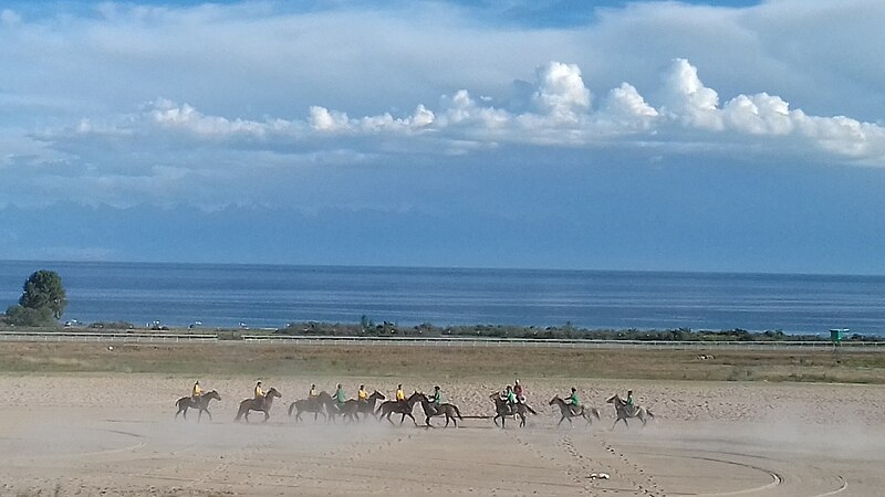 File:Issyk-Kul Lake (2017) 09.jpg