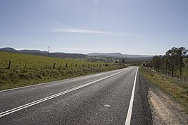 Jenolan Caves Road - panoramio - Maksym Kozlenko.jpg