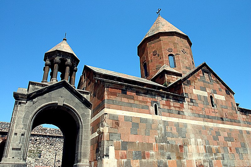 File:Khor Virap. Astvatsatsin Church.jpg