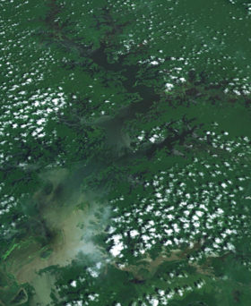Космический снимок озера из NASA World Wind