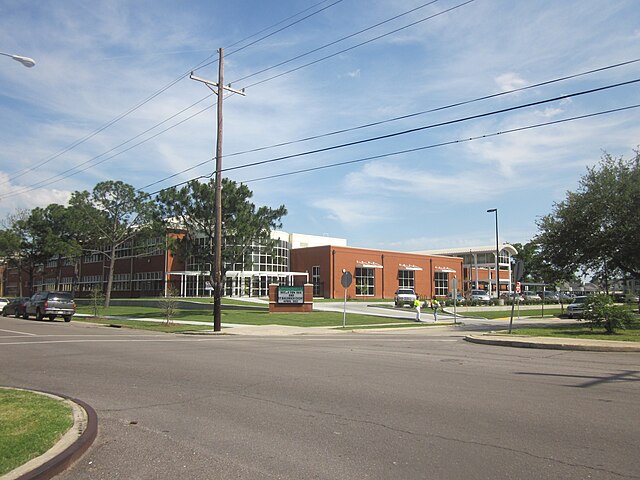New Hynes Elementary School building in 2012