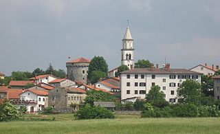 <span class="mw-page-title-main">Lokev, Sežana</span> Place in Littoral, Slovenia