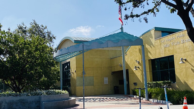 File:Mar Vista branch library, Los Angeles Public Library System, Venice & Inglewood September 2023.jpg