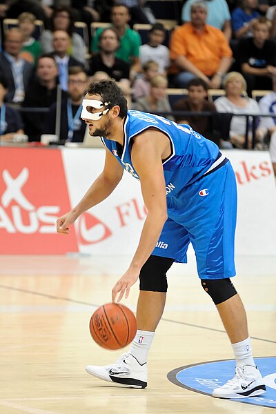 Marco Belinelli during a game