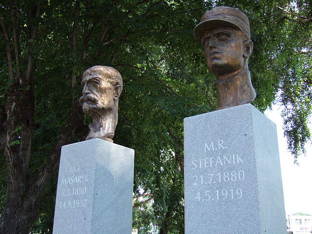 A monument to Tomáš Garrigue Masaryk and Milan Štefánik—both key figures in early Czechoslovakia