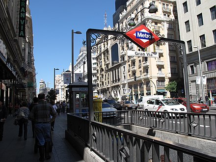 Gran Vía station entrance featuring the traditional Metro logo