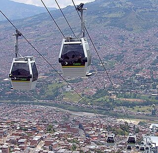 <span class="mw-page-title-main">Metrocable (Medellín)</span> First urban transit cablecar