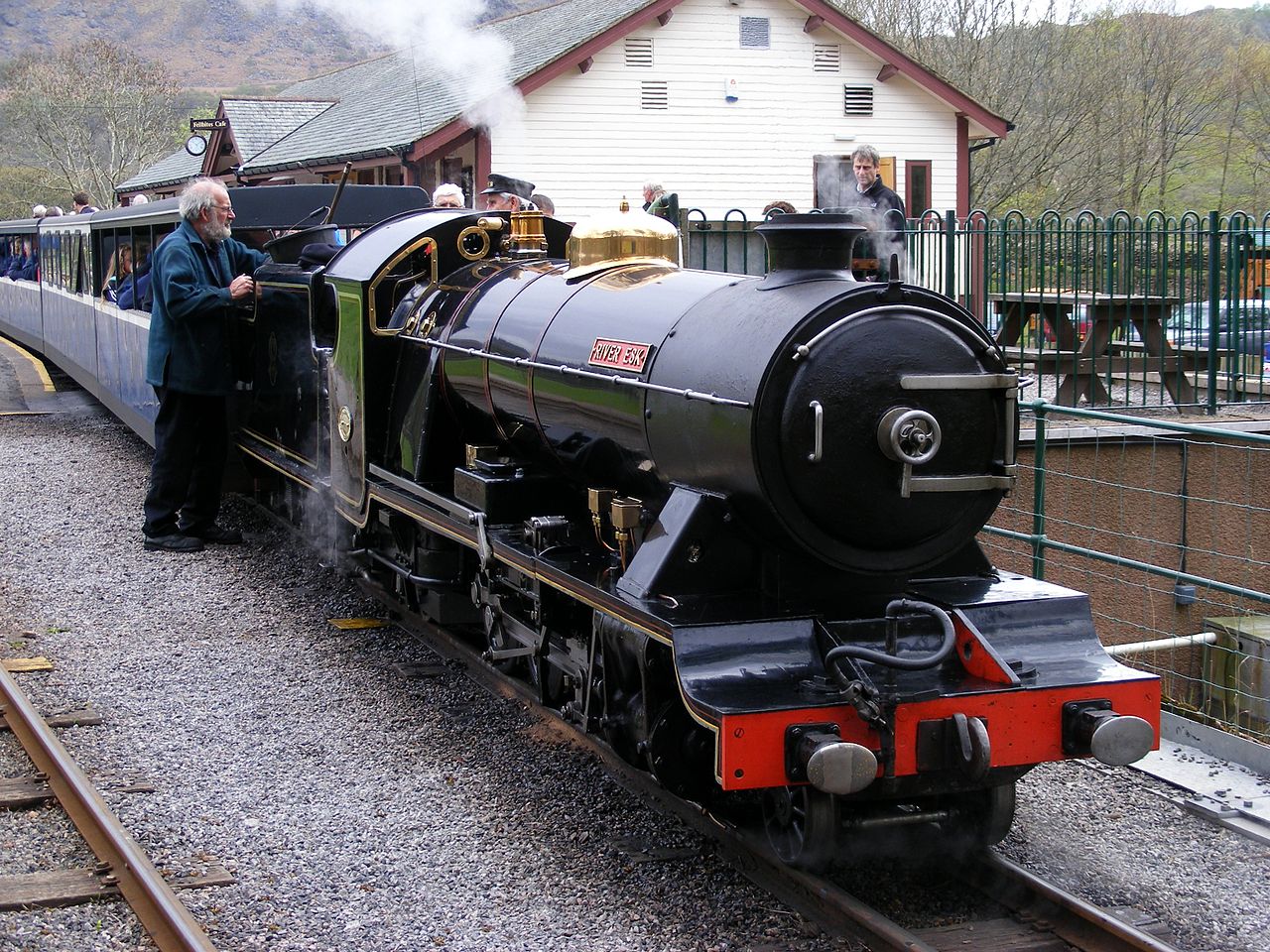 File:Steam locomotive Demon Slayer SL Kimetsu no Yaiba Futsukaichi Station  20201123.jpg - Wikimedia Commons