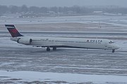 Delta Air Lines McDonnell Douglas MD-90 N906DA