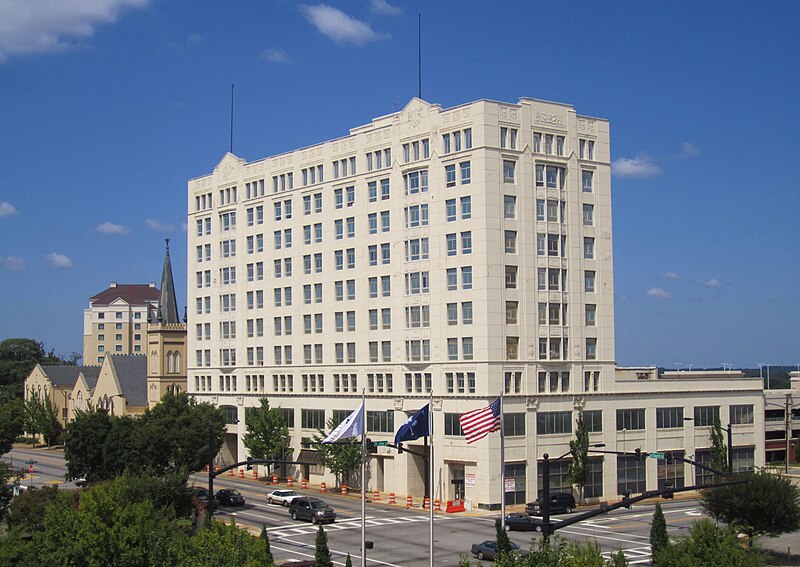 File:Montgomery Building in 2013.jpg