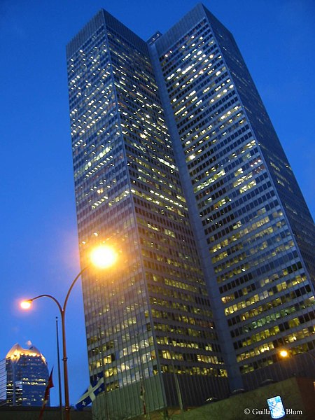 File:MontrealNuit2 (67563784).jpg