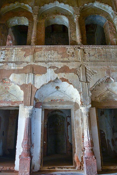 File:N-DL-91 Zafar Mahal (2).jpg