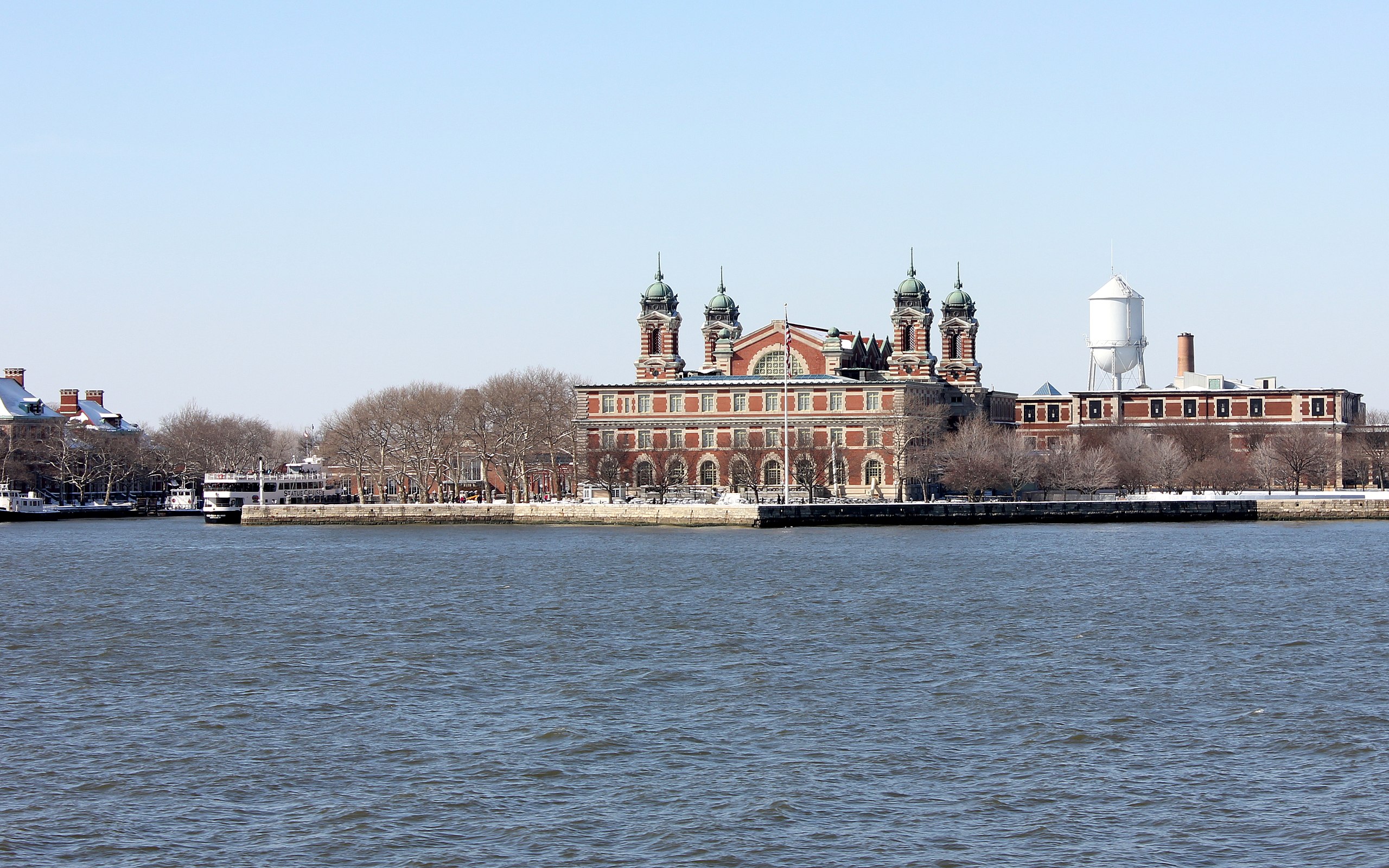 Ellis Island | New York Landmarks