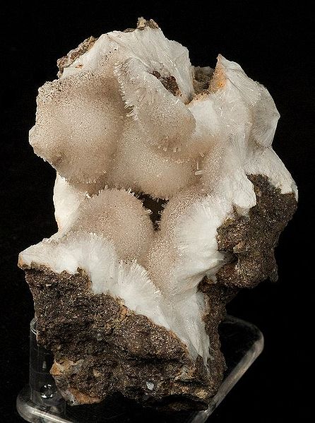 File:Natrolite-223955.jpg