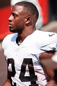 Nick Chubb (51372109448) .jpg